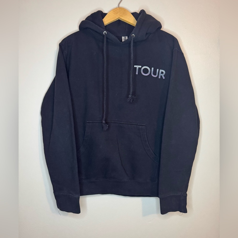 Black 'TOUR' Pullover Hoodie -‎ Unbranded Comfort